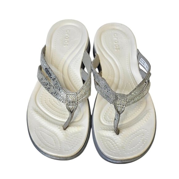 CROCS Womens Capri Flip Flop Size 7 Silver Thong Slip On Comfort - Picture 2 of 9